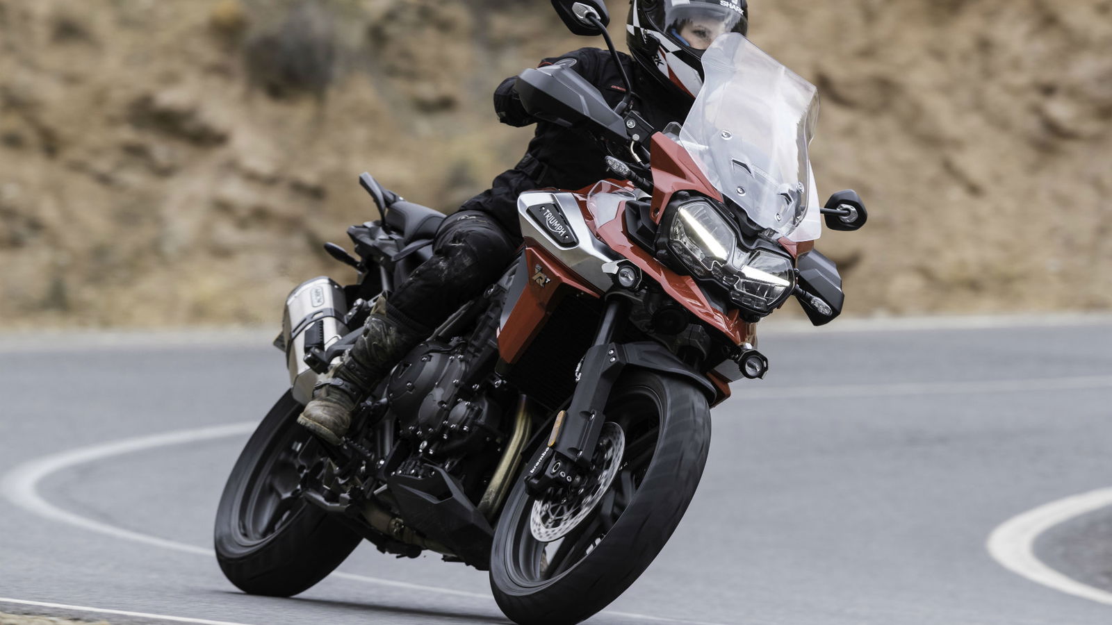 Triumph Tiger 1200 video review